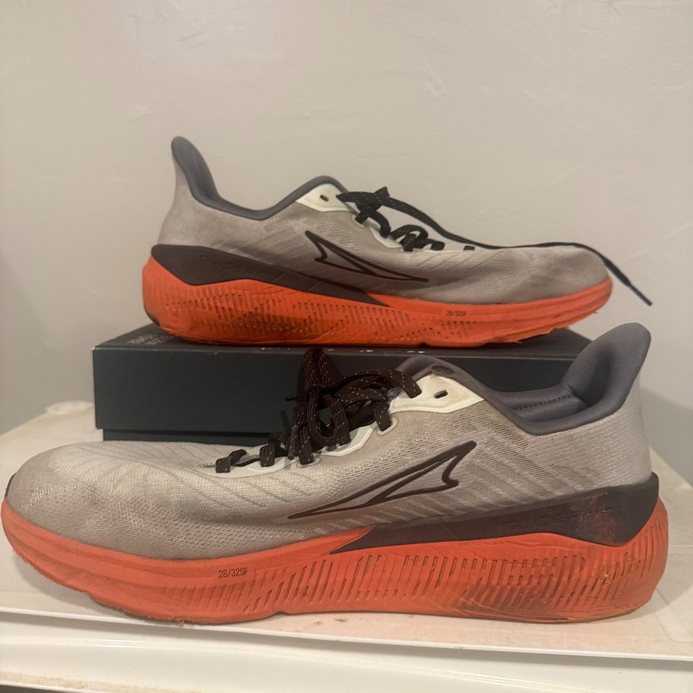 Altra Experience Form Running Shoes Mens 12.5 Gray Orange Good AL0A85NT280